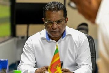 ශම්මි ඇතුළු නිලධාරී මණ්ඩලය නීතියෙන් පිටද?