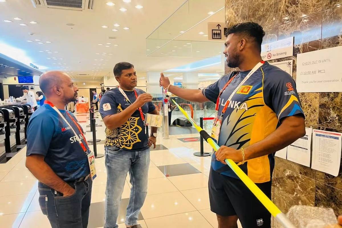 விளையாட்டுத்துறை அமைச்சு துரித நடவடிக்கை : இலங்கை வீரருக்கு கிடைத்தது புதிய ஈட்டி | New Javelin To Rumesh Tharanga In Japan