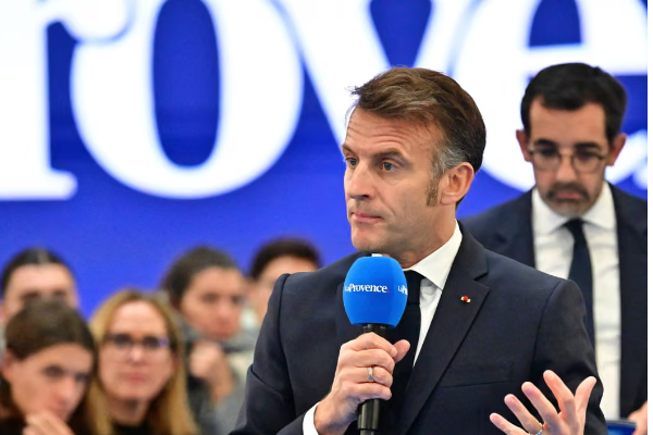 சமூக ஊடகத் தடை தொடர்பில் பிரான்ஸ் ஜனாதிபதியின் அறிவிப்பு | Macron France Under 15 Social Media Ban Intl சமூக ஊடகத் தடை தொடர்பில் பிரான்ஸ் ஜனாதிபதியின் அறிவிப்பு | Macron France Under 15 Social Media Ban Intl