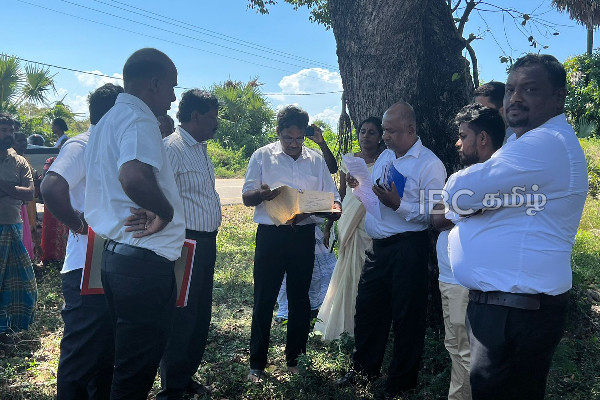தமிழர் காணிகளில் 180 சிங்களக் குடும்பங்களை குடியேற்ற முயற்சி - மக்கள் கடும் எதிர்ப்பு | Settle Sinhalese Families Tamil Lands Mullaitivu