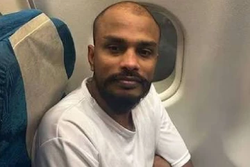 ඩුබායිහිදී ඇල්ලූ සංවිධානාත්මක අපරාධකරුවෙකු සහ මත්ද්‍රව්‍ය ජාවාරම්කරුවෙකු වන බස් ලලිත් දිවයිනට රැගෙන එයි