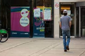 ரொறன்ரோவில் மூடப்படும் கோவிட் தடுப்பூசி நிலையங்கள்