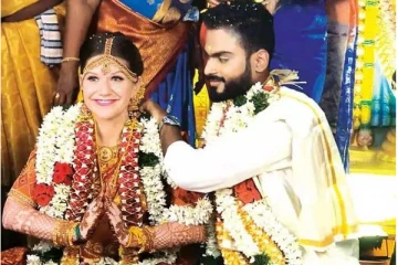சுவிஸில் லண்டன் பெண்ணுடன் தமிழருக்கு காதல்! நீண்ட போராட்டத்துக்கு பின் பட்டுசேலை அணிந்து திருமணம்.. புகைப்படங்கள்