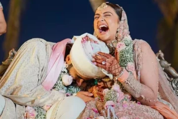 பங்களா மட்டும் 6000 சதுர அடி...வரிசைக்கட்டும் சொகுசு கார்கள்..! ரகுலின் கணவர் சொத்து மதிப்பு தெரியுமா..?