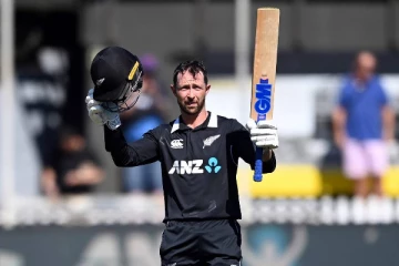 கோபத்தில் பேட்டை குத்திய நட்சத்திர வீரருக்கு நேர்ந்த நிலை! பைனலில் அவுஸ்திரேலியாவுடன் மோதும் நியூசிலாந்து அணிக்கு பெரிய இழப்பு