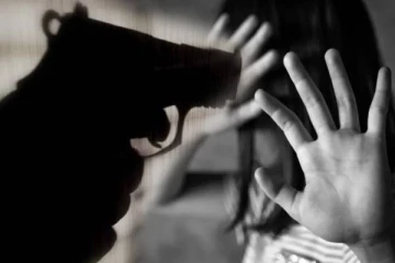 மூன்று மாதங்களாக தொடர் வன்புணர்வு: பாகிஸ்தானில் தந்தையை சுட்டுக் கொன்ற மகள்