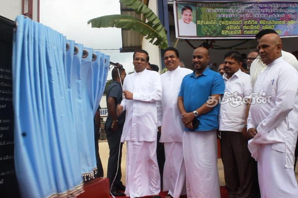 கிளிநொச்சி பொருளாதார மத்திய நிலையத்தை நேரடியாக பார்வையிட்ட வசந்த சமரசிங்க | Wasantha Samarasinghe Visits Economic Center