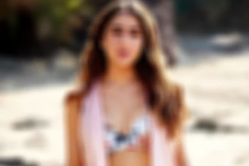 சாப்பாடு கொடுத்து அதை வீடியோ எடுத்து பப்ளிசிட்டி செய்த பிரபல நடிகை..என்ன கொடுமை சார் இது