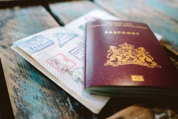 6 மாதங்கள் தங்கியிருக்கும் 5 வருட நுழைவு சுற்றுலா விசா