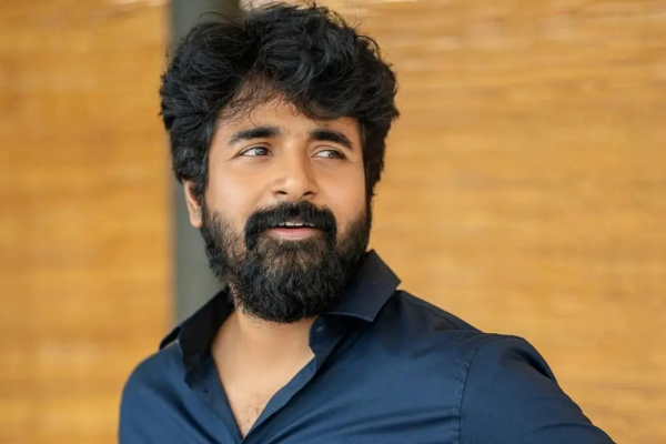 சிவகார்த்திகேயன் மகள் ஆராதனாவா இது! எப்படி வளர்ந்துவிட்டார் பாருங்க.. லேட்டஸ்ட் போட்டோ | Sivakarthikeyan Daughter Aaradhana Latest Photo