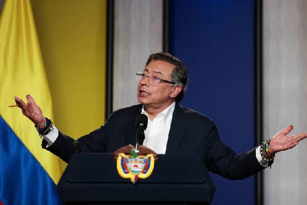 வெளிநாட்டு ஜனாதிபதிக்கு எதிராக தடைகள் விதித்த அமெரிக்கா | Us Sanctions Colombia President வெளிநாட்டு ஜனாதிபதிக்கு எதிராக தடைகள் விதித்த அமெரிக்கா | Us Sanctions Colombia President