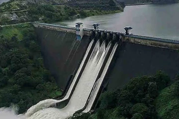 කාසල්රි සහ මාඋස්සාකැලේ පිටාර මට්ටම- මධ්‍යම කඳුකරයට ඇදහැලෙන වැස්සෙන් ජලාශ පිරෙයි