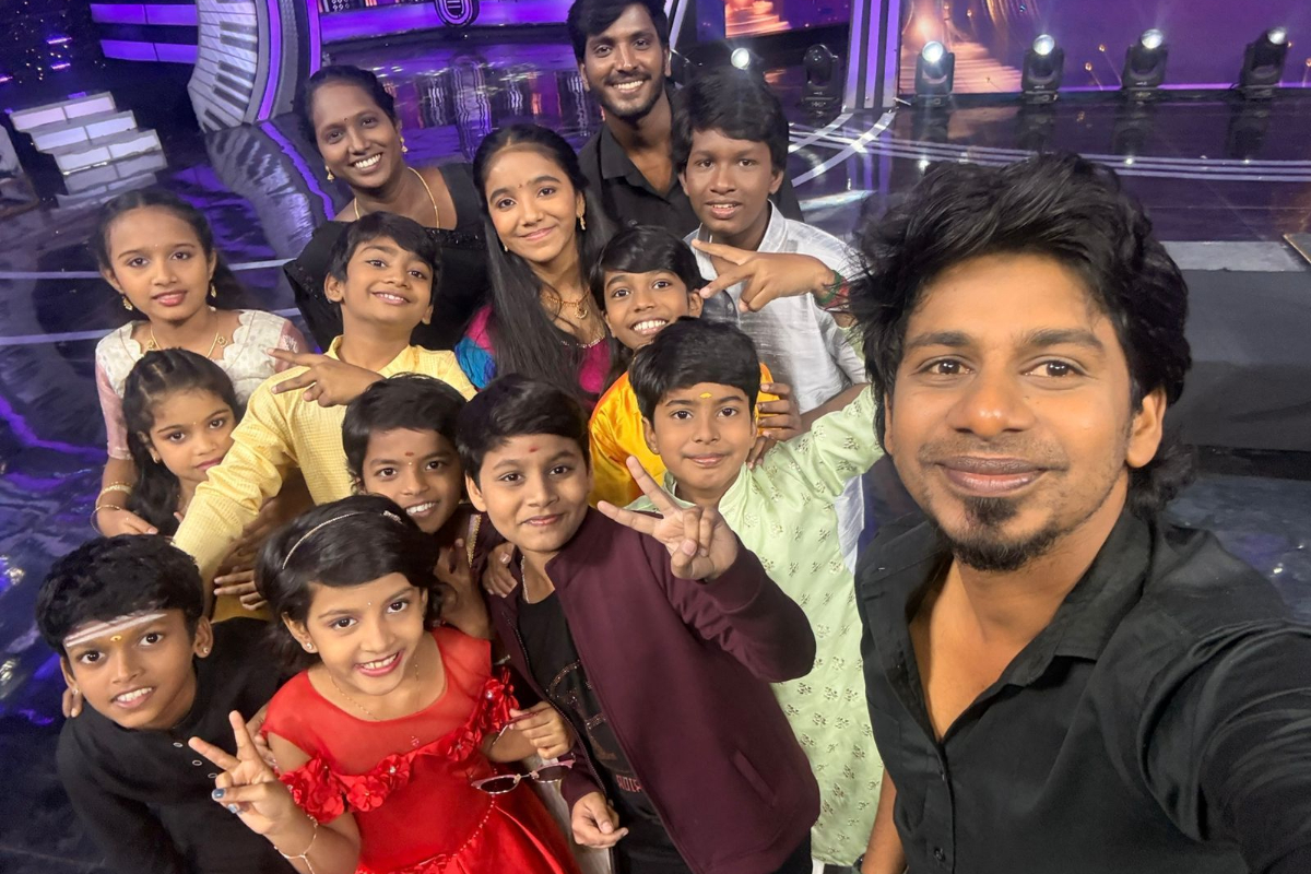 சரிகமப 5 ரன்னர் அப் சபேசனை நியாபகம் இருக்கா!! இப்போ எங்க இருக்கார் தெரியுமா? | Saregamapa 5 1St Runnerup Sabesan Kanada Photos