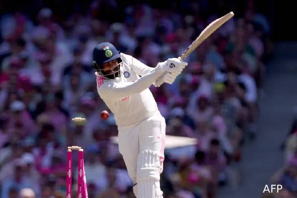 தொடர்ச்சியாக அதிக டக் அவுட் ஆன 4 இந்திய வீரர்கள் - யார் தெரியுமா? | Indian Cricketers With Most Consecutive Ducks தொடர்ச்சியாக அதிக டக் அவுட் ஆன 4 இந்திய வீரர்கள் - யார் தெரியுமா? | Indian Cricketers With Most Consecutive Ducks