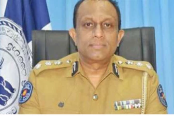 ඉන්ධන වැඩිපුර ලබාගන්නන්ට වැඩ වරදී...වාහනය, ඉන්ධන ලබා ගත් පිරවුම්හල, ඉන්ධන ප්රමාණය සමගම පුද්ගලයා හසුවන නවතම App එකක් - පොලිස් මූලස්ථානයෙන් නිවේදනයක්..!