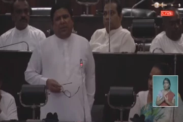 சிந்தித்து செயற்படவில்லை என்றால் அனைவரும் அடிவாங்க நேரிடும்-வஜிர அபேவர்தன