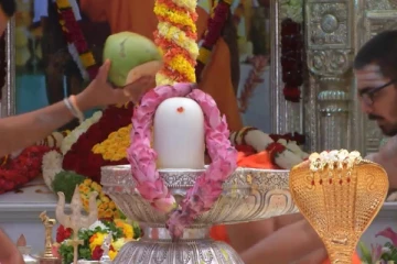 சனிப் பிரதோஷம் திருவோண நட்சத்திரம் இணைந்து வரும் மஹா சிவராத்திரி; எப்படி வழிபடவேண்டும் தெரியுமா!