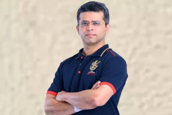 RCB அணியின் முதன்மை விளம்பரதாரராக இணைந்த பிரித்தானிய ஸ்மார்ட் போன் நிறுவனம் | Nothing Join New Title Sponsor Of Rcb For 2 Season
