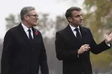 பிரித்தானியா வந்துள்ள பிரான்ஸ் ஜனாதிபதி மேக்ரான்: போர்கள் தொடர்பில் ஆலோசனை