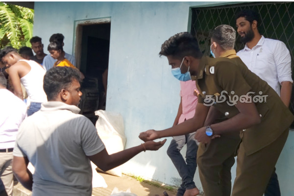 இந்திய அரசாங்கத்தால் நிவாரணமாக வழங்கப்பட்ட அரிசி:வவுனியாவில் விசாரணை ஆரம்பம்(Photos) | Rice Indian Government Investigation Vavuniya