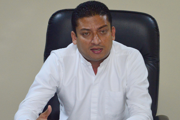මෝටර් රථ දෙපාර්තුමේන්තුව දින නියමයක් නොමැතිව වසා දමයි.... | Srilanka Transprost