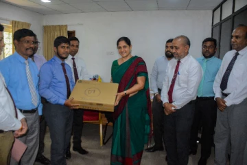 கடவுள் மேல் நம்பிக்கை இருந்தால் பொது சேவையை முறையாக செய்யுங்கள் - அனுராதா யஹம்பத்