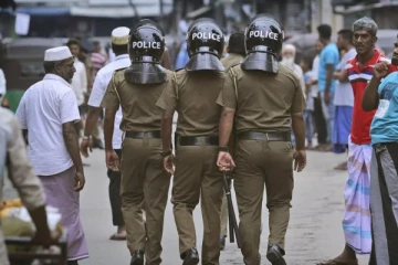 உருவாகிய முறுகல் நிலை: களுத்துறையில் படையினர் துப்பாக்கி பிரயோகம்