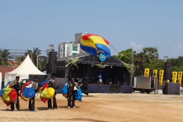 யாழிழ் நான்காவது நாளாக தொடரும் விமானப்படையின் சாகசங்கள்