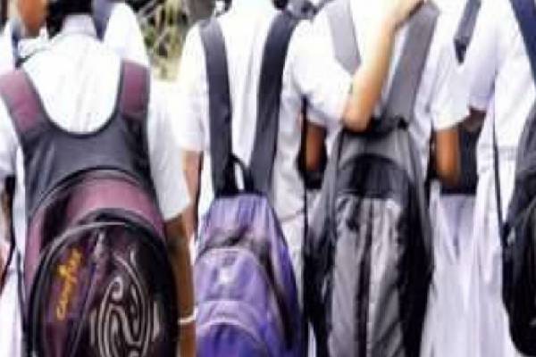 பிரபல பாடசாலையின் மாணவிக்கு நேர்ந்த துயரம் | A Schoolgirl Falls Unconscious And Dies