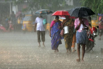 வங்கக்கடலில் உருவாகும் புதிய காற்றழுத்த தாழ்வு பகுதி.., எந்தெந்த மாவட்டங்களில் கனமழை?