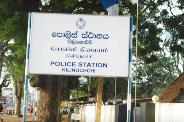 தமிழர் பகுதியில் நடந்த கோர விபத்து: மோட்டார் சைக்கிளில் சென்ற இளைஞன் பலி | Accident Police Investigating Srilanka