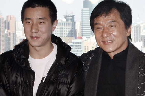 ரூ. 3000 கோடி சொத்துக்கு வாரிசு!! வேண்டாம்னு சொன்ன ஜாக்கி சான் மகன்.. | Jackie Chan Donated Assets Worth Rs3400 Crores ரூ. 3000 கோடி சொத்துக்கு வாரிசு!! வேண்டாம்னு சொன்ன ஜாக்கி சான் மகன்.. | Jackie Chan Donated Assets Worth Rs3400 Crores