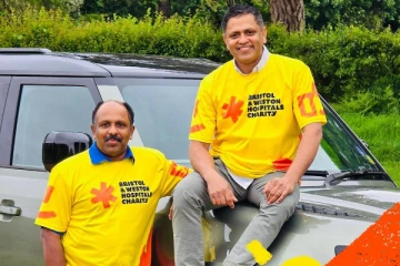 Range Rover Defender-ல் 20 நாடுகளை கடக்கும் இந்திய சகோதரர்கள்!