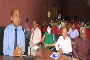 அஞ்சல் மூல வாக்கு அடையாளமிடும் நடவடிக்கைகளை மேற்பார்வை செய்யும் அலுவலர்களுக்கான செயலமர்வு