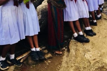 மாணவிகளை விட இவர்களே அதிகளவு துஷ்பிரயோகத்திற்கு உள்ளாகின்றார்கள்! விசேட வைத்தியர்