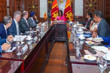 உலக வங்கிக் குழுவின் தலைவர் பிரதமருடன் சந்திப்பு