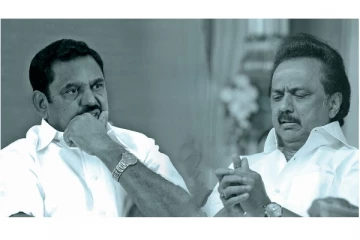 ஊரக உள்ளாட்சி தேர்தல் தொடர்ந்து திமுக முன்னிலை - கலக்கத்தில் அதிமுக!