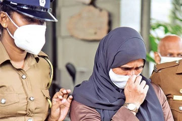 ரிஷாட் மனைவி மற்றும் மாமனார் சார்பில் தாக்கல் செய்யப்பட்ட பிணை மனு தொடர்பில் நீதிமன்றம் விதித்த தீர்ப்பு