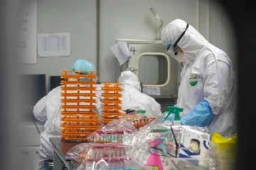 100 சதவீதம் மனிதர்களை கொல்ல கூடிய வைரஸை வைத்து ஆய்வில் ஈடுபடும் நாடு!