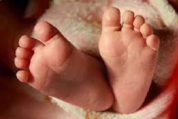 8 மாத குழந்தை மீது கொடூர தாக்குதல் - சிசிடிவியால் சிக்கிய குழந்தை பராமரிப்பாளர்