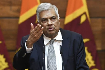 விடுதலைப் புலிகளின் தலைவர் போல் நடந்துகொள்ளாதீர்கள்..! ரணில் அறிவுரை