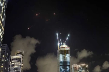 இன்றிரவு மத்திய கிழக்கில் சக்திவாய்ந்த தாக்குதல் நடத்தப்படும்! இஸ்ரேல் அதிர்ச்சி தகவல்