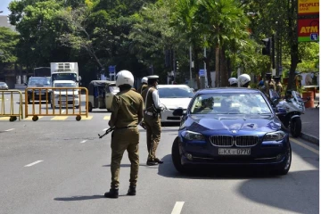 நாட்டை முழுமையாக முடக்க அரசாங்கம் எந்நேரமும் தயார்