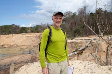 பிரிட்டிஷ் செய்தியாளர் காணாமற்போன இடத்தில்   மனிதப் பாகங்கள்!