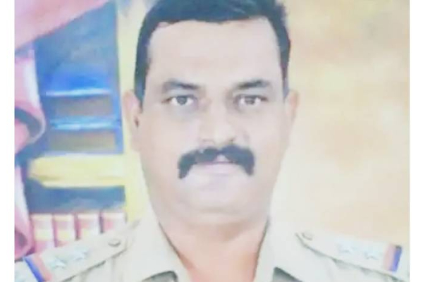 ரயில் முன்பு பாய்ந்து சிறப்பு சார்பு ஆய்வாளர் தற்கொலை - சோகச் சம்பவம் - தமிழ்நாடு