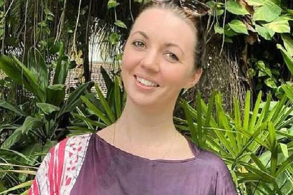 பிரித்தானியப் பெண்ணின் நாடு கடத்தும் முயற்சியை நிராகரித்த நீதிமன்றம்! | Court Rejected Uk Woman S Deportation Attempt பிரித்தானியப் பெண்ணின் நாடு கடத்தும் முயற்சியை நிராகரித்த நீதிமன்றம்! | Court Rejected Uk Woman S Deportation Attempt