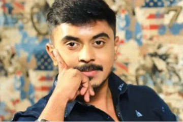 ஆங்கிலத்தில் பேசிய தொகுப்பாளர்... பொங்கி எழுந்த பிக்பாஸ் அசீம்