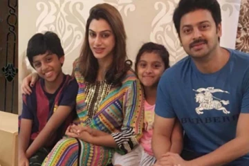 நடிகர் ஸ்ரீகாந்தின் மனைவி, குழந்தைகளா இது? நம்பமுடியாத மாடர்ன் புகைப்படம்