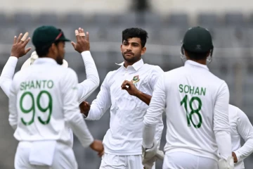 பந்துவீச்சில் கெத்து காட்டும் வங்கதேசம்! 180 ரன்களுக்கு சுருண்ட நியூசிலாந்து