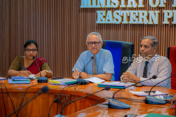 கிழக்கு மாகாண ஆளுனர் தலைமையில் விசேட கலந்துரையாடல் | Eastern Provincial Education Under Ratnasekera